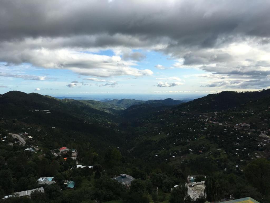 Aloche Apartments Murree Zewnętrze zdjęcie